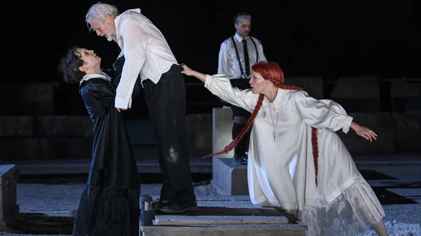 17.000 θεατές όρθιοι στην Επίδαυρο – Ο "Οιδίπους" του Χουβαρδά έρχεται στο Ηρώδειο