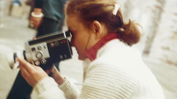 Το ΕΜΣΤ παρουσιάζει το φιλμικό αρχείο της καλλιτέχνιδας Διοχάντης