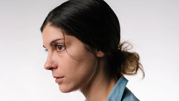 Ηρώ Μπέζου: Για τη δημιουργό του "Τέρας" η τέχνη είναι ευκαιρία να κολυμπήσουμε μέσα στα παραμύθια