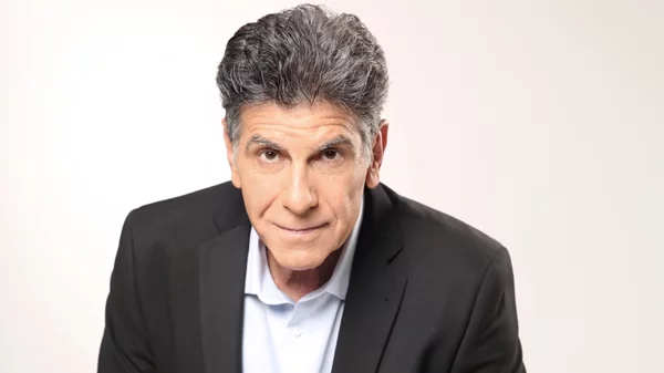 Ο Γιάννης Μπέζος φέρνει τον Τσέχοφ στο σήμερα