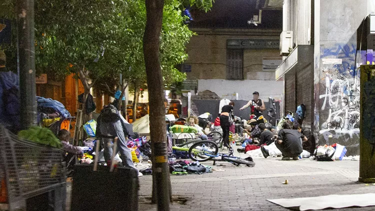 Πιάτσες ναρκωτικών κέντρο Αθήνας οδός Καρόλου