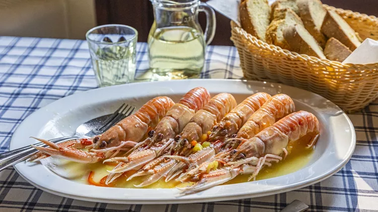 Κάβος 1964 Ψαροταβέρνα στα Ίσθμια