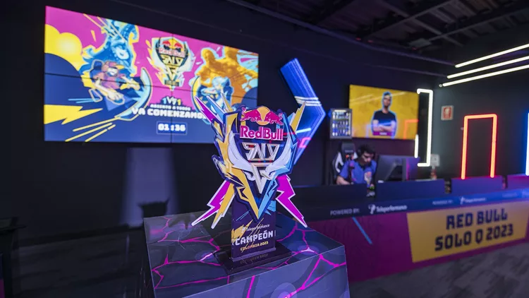 Red Bull Solo Q