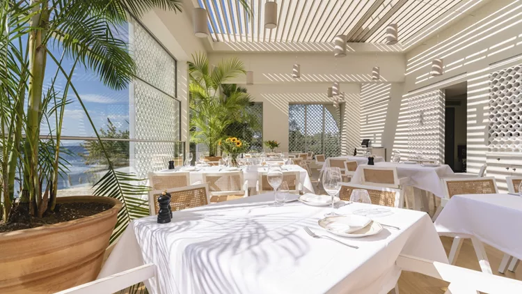 Εστιατόριο Sea Satin Athens Riviera στη Βούλα