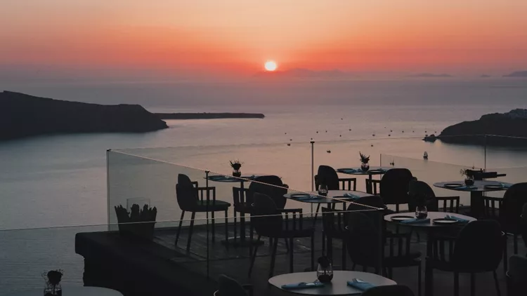 Mavro Santorini