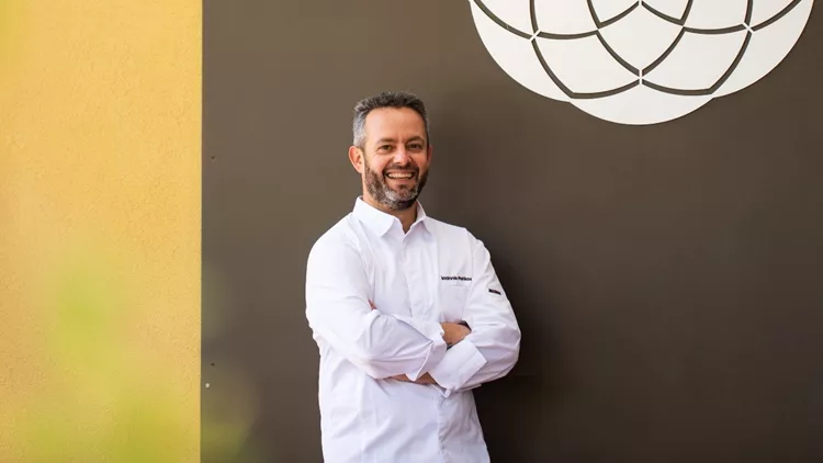 Γιάννης Παρίκος