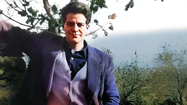 Γιάννης Θεοδωράκης «Ναι… Μπορούμε και Πάλι να Ελπίζουμε»