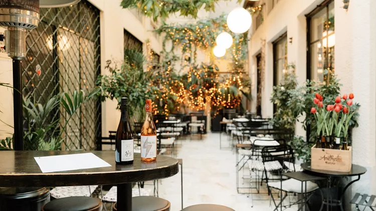 Psyche wine bar Αθήνα