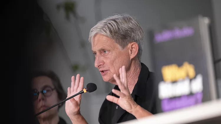 Judith BUTLER, Τζούντιθ Μπάτλερ ομιλία Ποιός φοβάται το φύλο;
