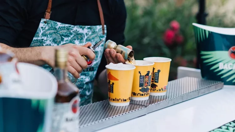 Στο Πάρκο Ριζάρη για το μεγαλύτερο cocktail party της πόλης