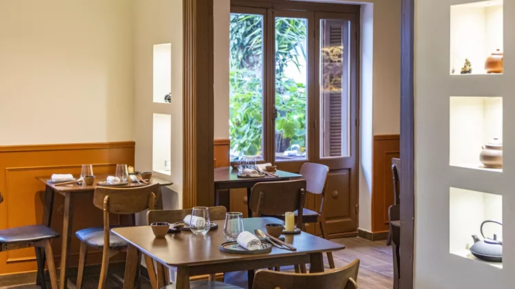 το εστιατόριο Garum του Χρήστου Γλωσσίδη στο Μετς