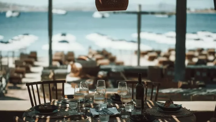 Crios Beach Bar & Restaurant Πάρος