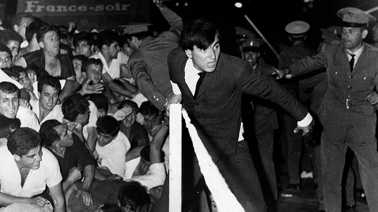 ΣΚΟΤΕΙΝΗ ΔΕΚΑΕΤΙΑ 1964-1974