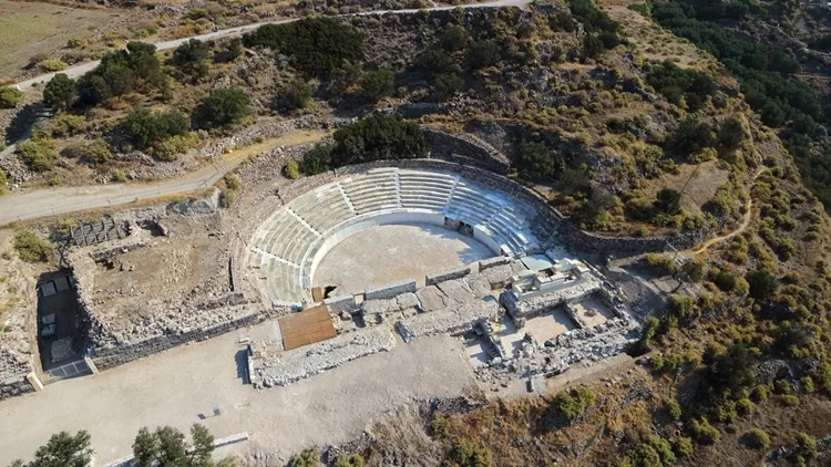 Ρωμαϊκό Θέατρο της Αρχαίας Μήλου