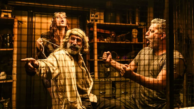 ΑΝΘΡΩΠΟΙ και ΠΟΝΤΙΚΙΑ