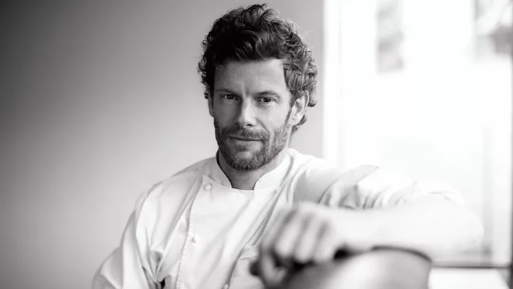 Το Ora by Ettore Botrini υποδέχεται τον Tom Aikens