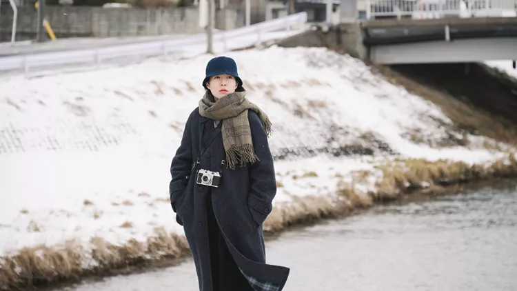 Δύο εποχές, Δύο Άγνωστοι