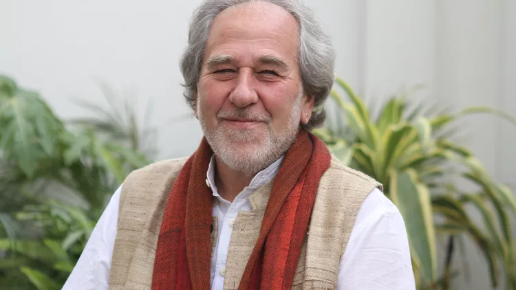 Dr. Bruce Lipton