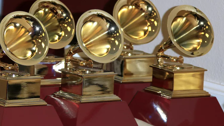 Grammy 2022: Oι μεγάλοι νικητές και τα highlights της 64ης τελετής απονομής των βραβείων