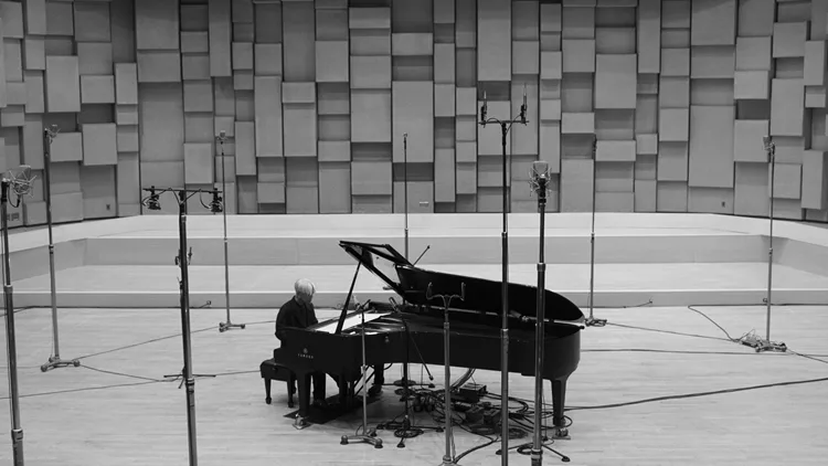 RYUICHI SAKAMOTO