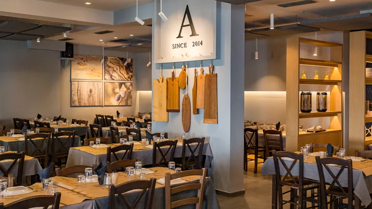 Αυλή Ροδόπολη