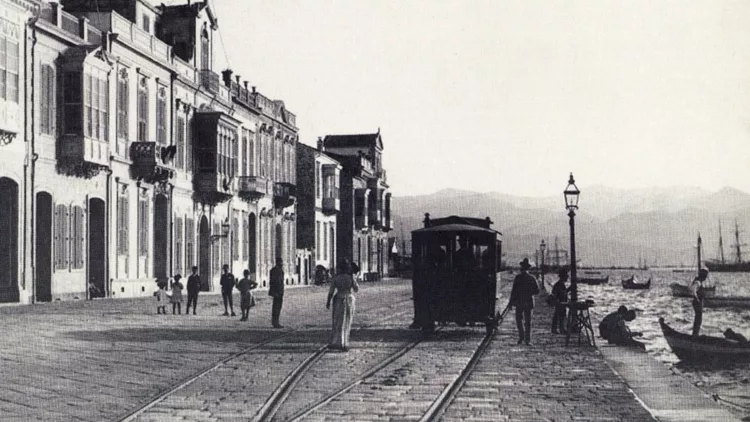 Η Προκυμαία