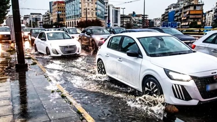 Γιατί πλημμυρίζει η Αθήνα κάθε φορά που βρέχει;