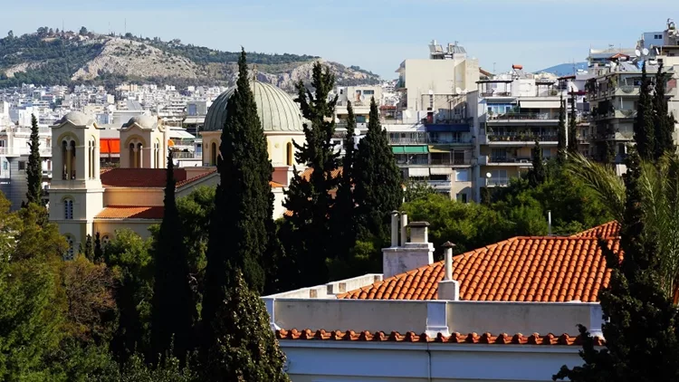 Περπατώντας την Αθήνα με άξονα την οδό Μασσαλίας