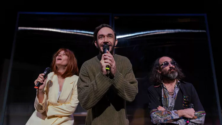 Η ΣΥΝΑΡΠΑΣΤΙΚΗ ΕΞΕΓΕΡΣΗ ΤΟΥ ΧΟΥΛΙΟ ΤΟΓΚΑ