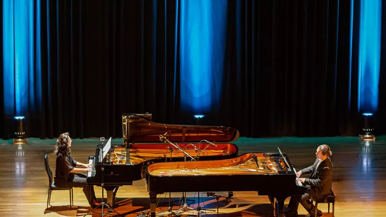 Piano for two