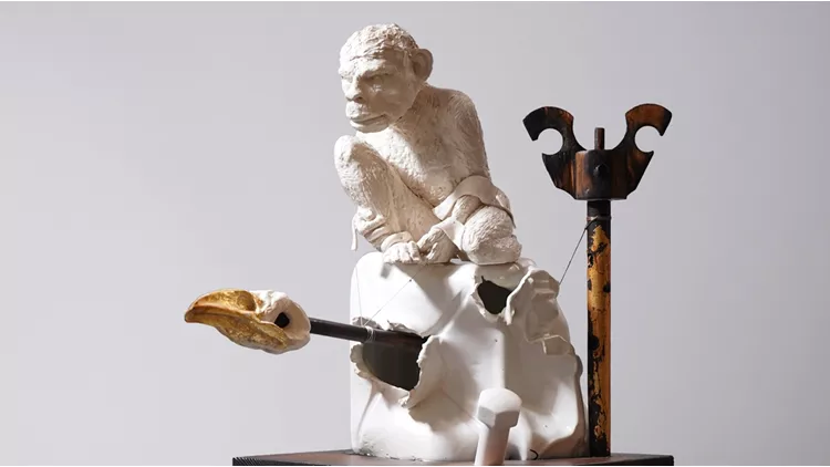 A brave new animal world Άρης Κατσιλάκης