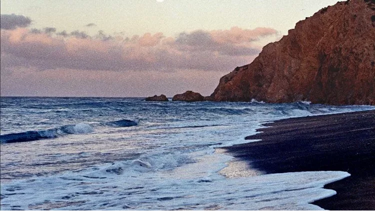 phenomenon πρόγραμμα σύγχρονης τέχνης Ανάφη