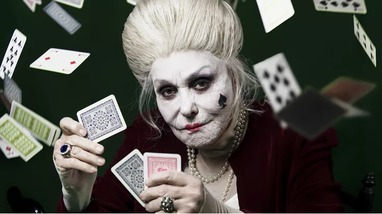 Ντάμα Πίκα από Λιβαθινό