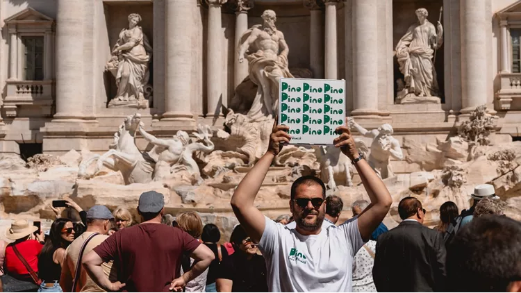 Pino πιτσαρία στη Γλυφάδα