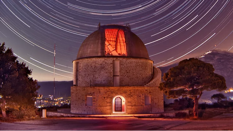 Άστρα