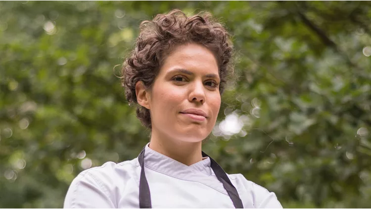 Λίζα Κερμανίδου η consultant chef του No Crumbs στο Παγκράτι