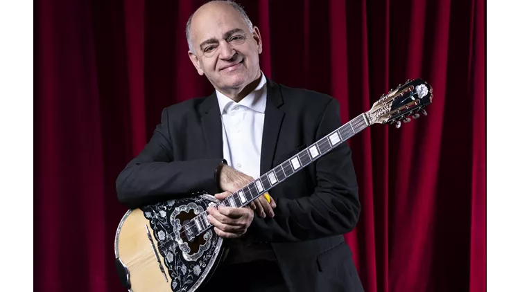 Μανώλης Καραντίνης