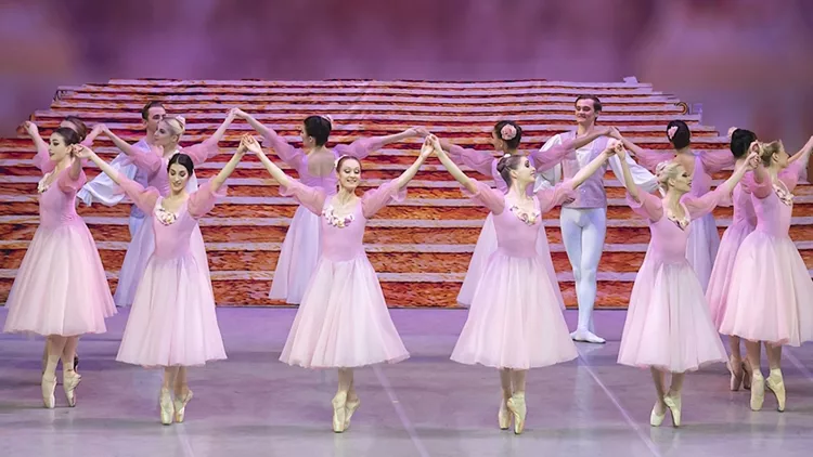 Καρυοθραύστης Kiev City Ballet