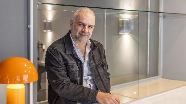 Ο Χρήστος Τριπόδης για το νέο θέατρο Φιλίπ