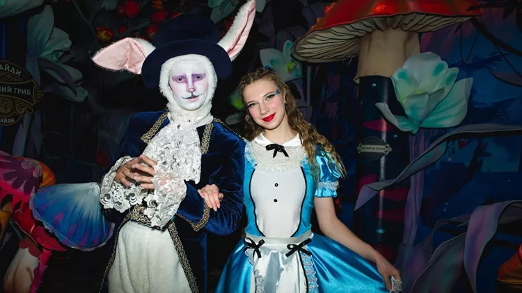 Alice Amazing Circus Show