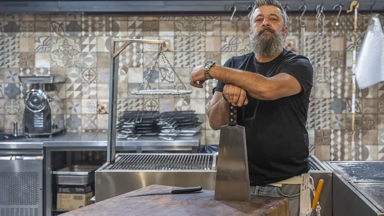 Η χασαποταβέρνα Agrios The Dirty Butcher στο κέντρο της Αθήνας