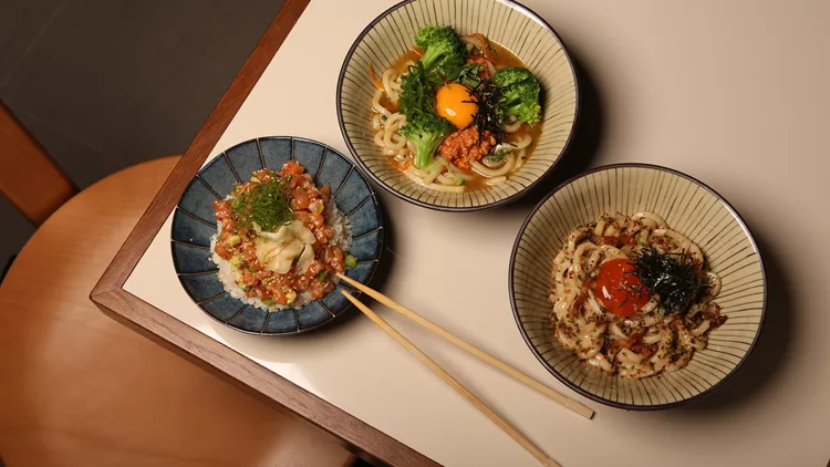 Το 'Ekiben Kitchen South' του Άρη Βεζενέ στη Γλυφάδα