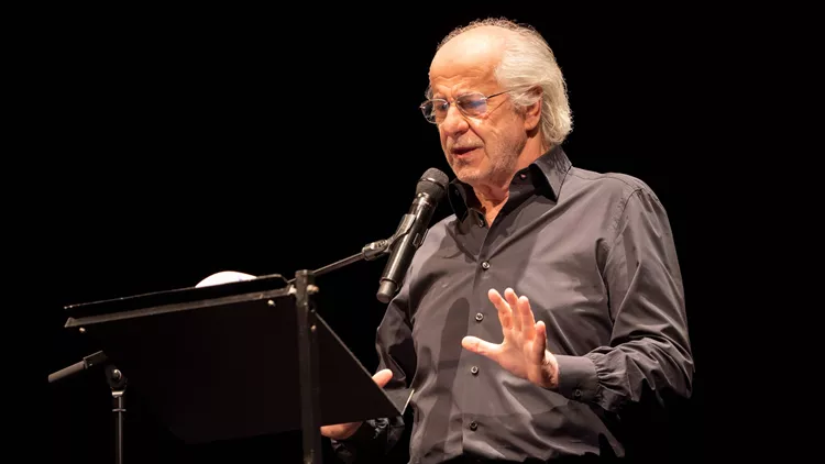 Οι Φωνές του Δάντη (Le voci di Dante) Τόνι Σερβίλο