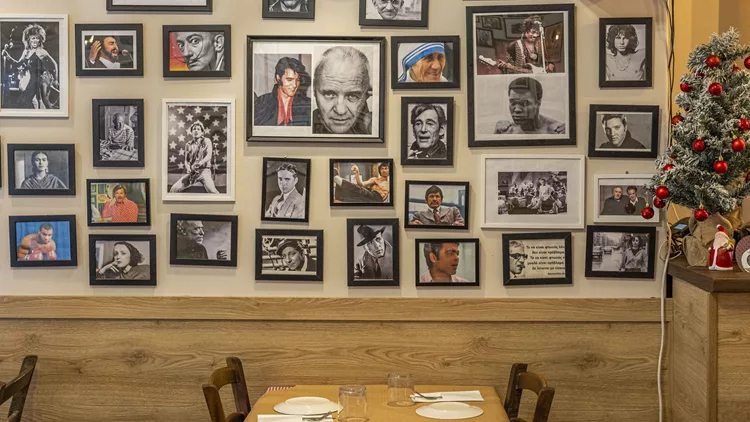 Η γαστροταβέρνα Τρελή Ροδιά στα Πετράλωνα