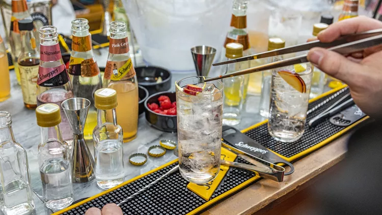 Schweppes exclusive cocktail seminars II