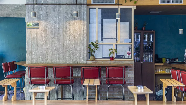 Το 'Έπρεπε' της Κυψέλης και η δεύτερη ζωή του