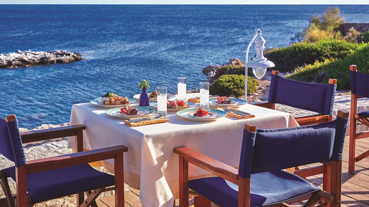 GRAND RESORT LAGONISSI