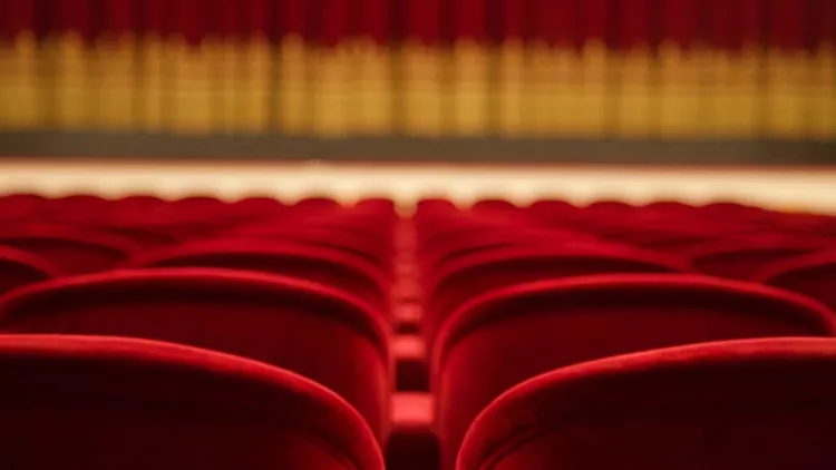 Η Πανελλήνια Ένωση Θεάτρου καταγγέλλει τη διοίκηση του ΣΕΗ για παραπλάνηση των Ελλήνων ηθοποιών