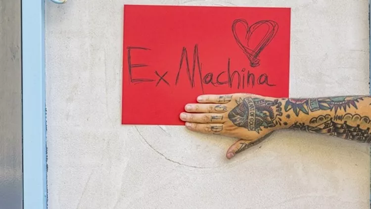 Το εστιατόριο Ex Machina στην Εμπεδοκλέους