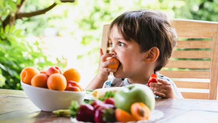 παιδί φαγητό